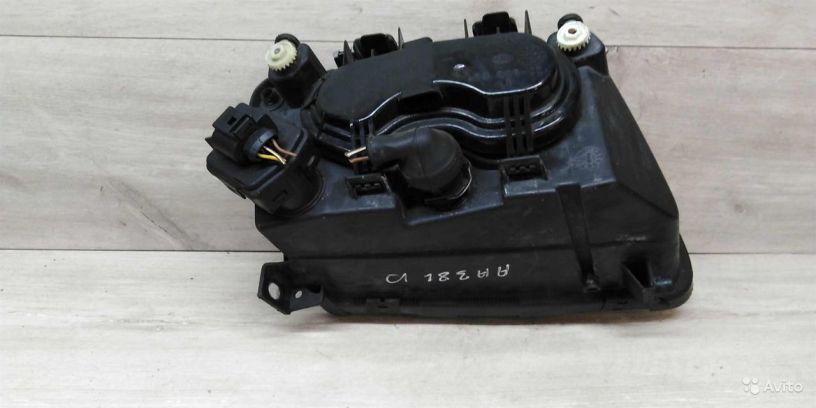 fara-peredniaia-audi-a3-8l-art-25364-big-1