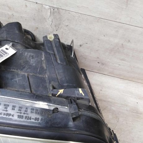 fara-pravaia-audi-a6-c5-ksenon-rest-art-25646-big-2