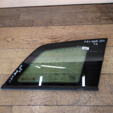 steklo-zadnee-pravoe-bagaznika-opel-astra-h-family-universal-rest-art-26019-big-0