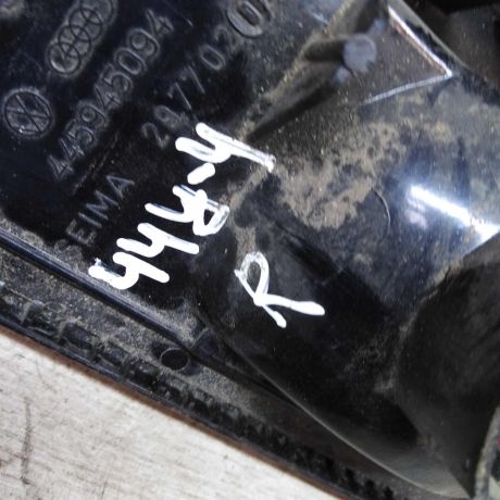 fonar-zadnii-pravyi-audi-100-c3-art-26398-big-1