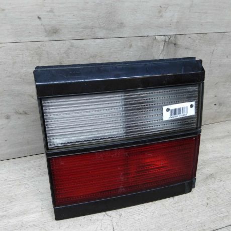 fonar-zadnii-levyi-volkswagen-passat-b3-universal-art-26399-big-0