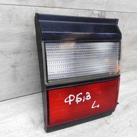fonar-zadnii-levyi-volkswagen-passat-b3-art-26402-big-0