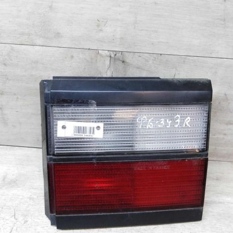 fonar-zadnii-pravyi-volkswagen-passat-b3-art-26407-big-0
