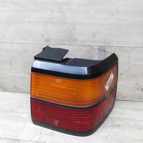 fonar-zadnii-pravyi-volkswagen-passat-b3-art-26409-big-0