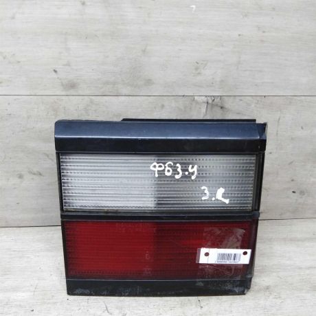 fonar-zadnii-levyi-volkswagen-passat-b3-universal-art-26462-big-0