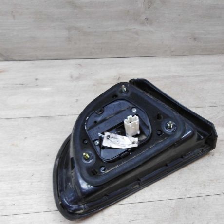 fonar-zadnii-pravyi-mitsubishi-galant-7-art-27078-big-1