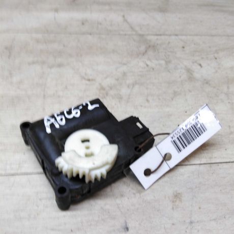 servoprivod-zaslonki-pecki-motorcik-audi-a6-c6-art-20796-big-2