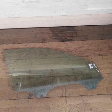 steklo-dveri-perednee-pravoe-volkswagen-passat-b5-gp-art-27618-big-0