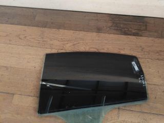 steklo-zadnee-levoe-dveri-volkswagen-passat-b5-gp-art-27620