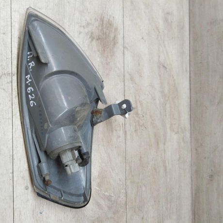 ukazatel-povorota-mazda-626-povorotnik-pravyi-art-28059-big-4