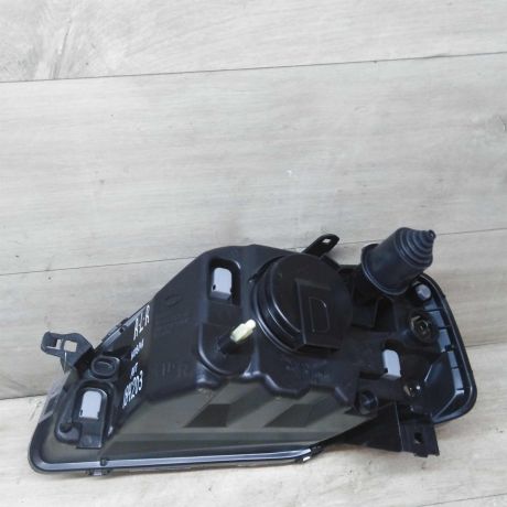 fara-levaia-renault-logan-novaia-art-28379-big-3