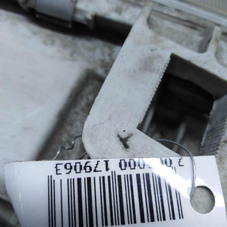 fara-levaia-renault-scenic-1-do-rest-art-29026-big-3