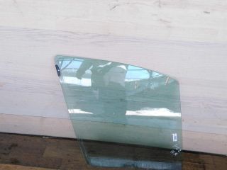 steklo-dveri-perednee-pravoe-renault-scenic-1-art-29206