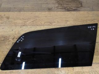 steklo-zadnee-pravoe-bagaznika-universal-ford-focus-1-rest-art-29668