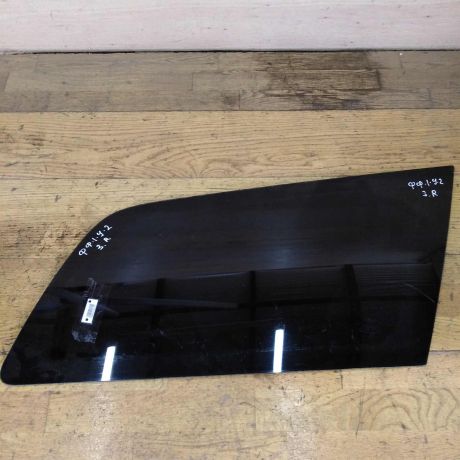 steklo-zadnee-pravoe-bagaznika-universal-ford-focus-1-rest-art-29668-big-0