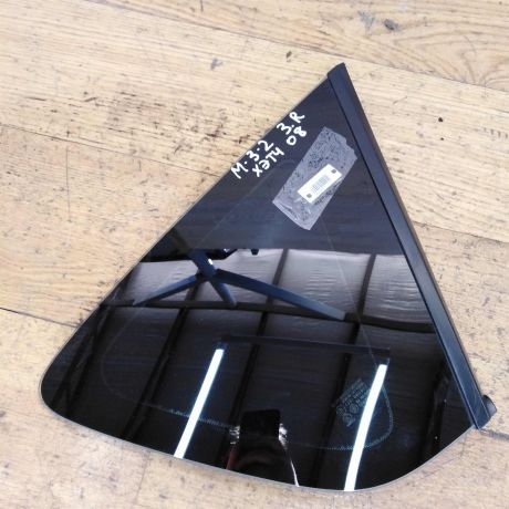 fortocka-zadniaia-pravaia-mazda-3-bk-xetcbek-art-29754-big-0