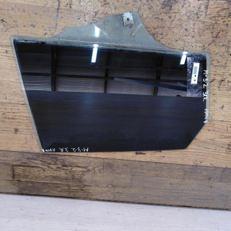 steklo-dveri-zadnee-pravoe-mazda-3-bk-xetcbek-art-29771-big-0