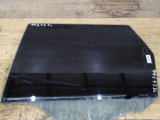 steklo-dveri-zadnee-pravoe-universal-ford-focus-1-rest-art-30235