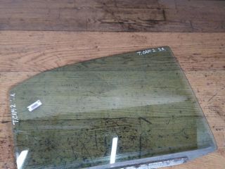 steklo-dveri-zadnee-pravoe-toyota-camry-v40-35i-art-31159