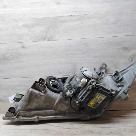 fara-pravaia-toyota-camry-v40-ksenon-art-31181-big-2