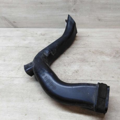 zabornik-vozduxa-trubka-toyota-camry-v40-35-art-31721-big-1