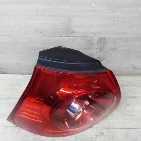 fonar-zadnii-levyi-volkswagen-golf-5-art-31994-big-1