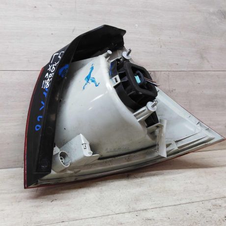 fonar-zadnii-levyi-volkswagen-golf-5-art-31994-big-3