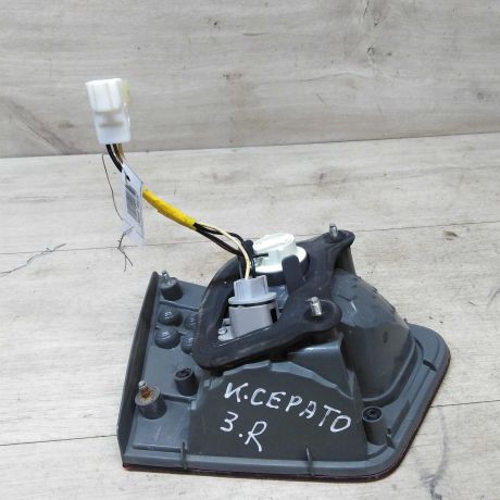 fonar-zadnii-pravyi-kia-cerato-2-art-32078-big-1
