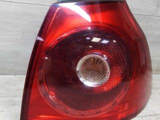 fonar-zadnii-pravyi-volkswagen-golf-5-art-32114