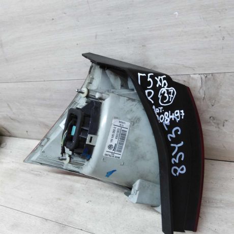 fonar-zadnii-pravyi-volkswagen-golf-5-art-32114-big-3
