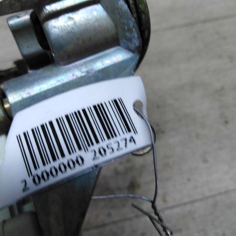 rucka-otkryvaniia-bagaznika-volkswagen-polo-4-art-32692-big-3