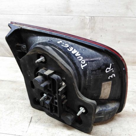 fonar-zadnii-pravyi-volkswagen-touareg-art-32756-big-3