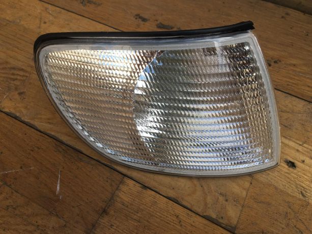 ukazatel-povorota-pravyi-povorotnik-audi-a6-c4-art-32812-big-0