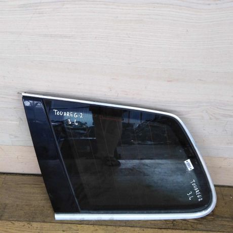 steklo-bagaznika-zadnee-levoe-volkswagen-touareg-rest-art-32889-big-0