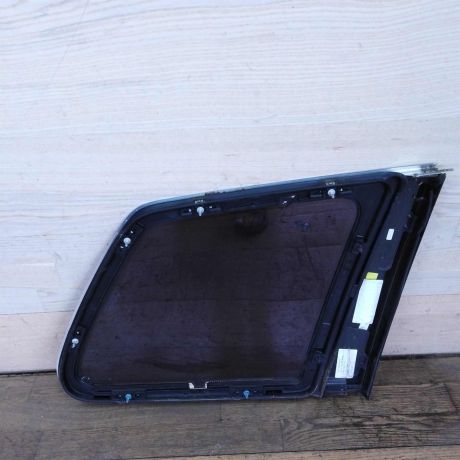 steklo-bagaznika-zadnee-levoe-volkswagen-touareg-rest-art-32889-big-1