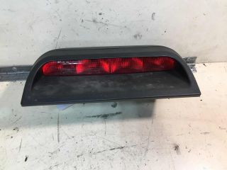 fonar-dopolnitelnogo-stop-signala-mitsubishi-carisma-art-33078