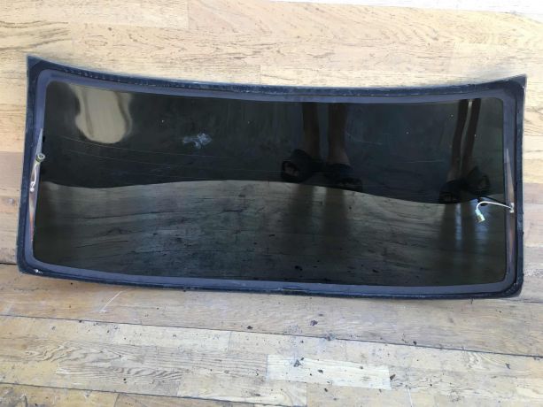 steklo-zadnee-mitsubishi-carisma-rest-art-33140-big-1