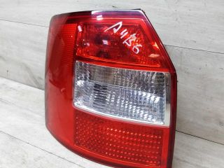 fonar-zadnii-levyi-audi-a4-b6-universal-art-33207