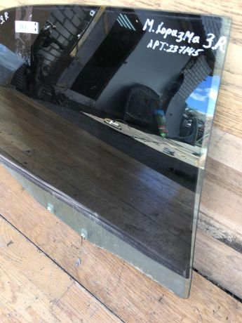 steklo-zadnee-pravoe-dveri-mitsubishi-carisma-rest-art-33356-big-0