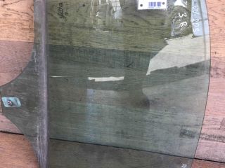 steklo-dveri-zadnee-pravoe-mercedes-w203-do-rest-art-33500