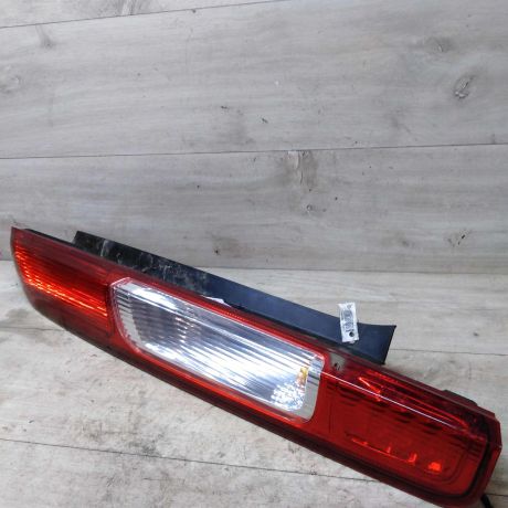 fonar-zadnii-pravyi-ford-focus-2-do-rest-xetcbek-art-33784-big-1