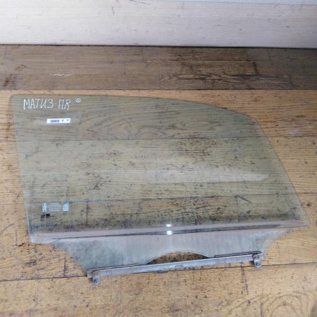 steklo-dveri-perednee-pravoe-daewoo-matiz-art-34702-big-0