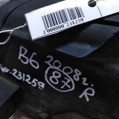 fara-pravaia-volkswagen-passat-b6-art-34704-big-1