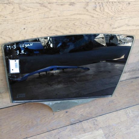 steklo-dveri-zadnee-pravoe-mazda-3-bk-sedan-mkpp-16i-art-34922-big-0