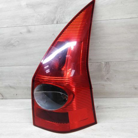 fonar-zadnii-pravyi-renault-megane-2-universal-art-35385-big-0