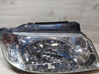 fara-pravaia-peredniaia-hyundai-matrix-art-36765