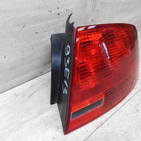 fonar-zadnii-pravyi-audi-a4-b7-art-36984-big-3