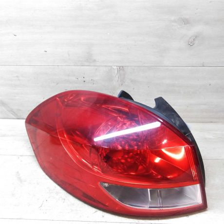 fonar-zadnii-levyi-renault-clio-iii-rest-universal-art-37034-big-0