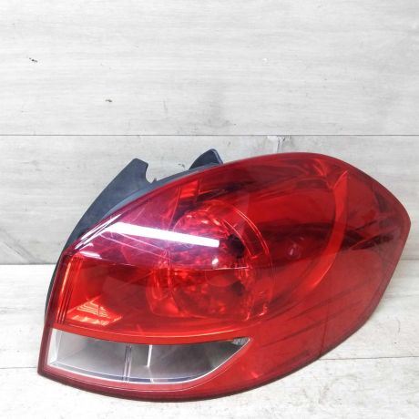 fonar-zadnii-pravyi-renault-clio-iii-rest-universal-art-37037-big-0