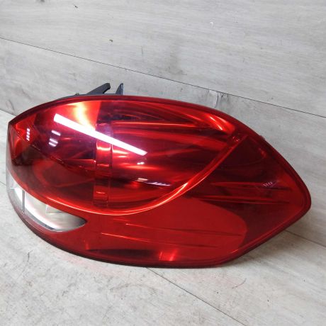 fonar-zadnii-pravyi-renault-clio-iii-rest-universal-art-37037-big-5